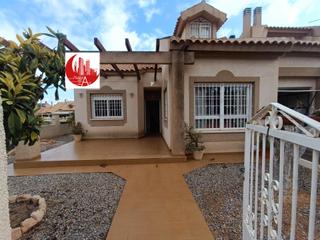 Casa a Barrio Peral-San Félix. En venta planta baja con buhardilla y garaje en vereda de san fe
