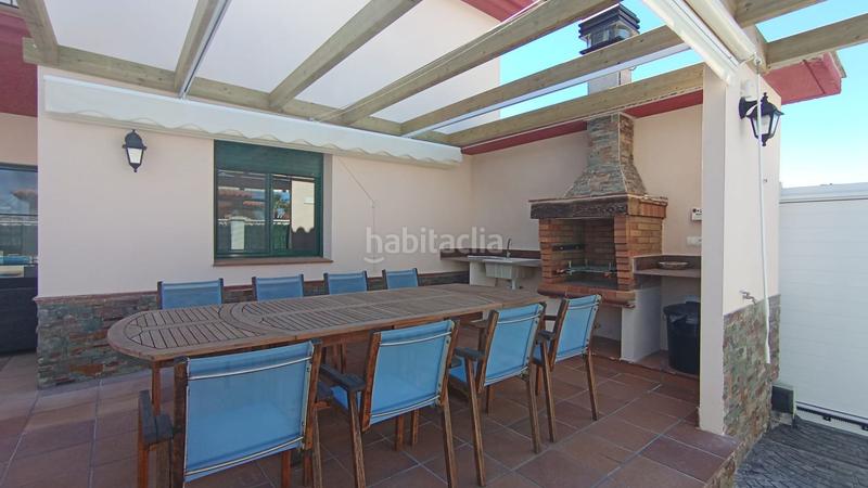 Foto 126f1a73-97e6-4ac5-a809-874409b6a464. Casa amb piscina a Deltebre