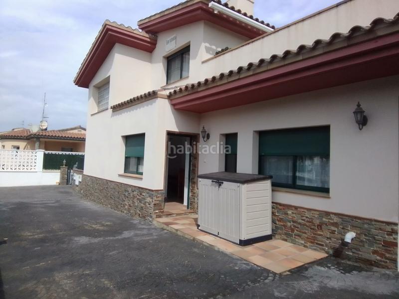 Foto 47a96ad4-177d-4cbc-9a70-0e2f3445a3c1. Casa amb piscina a Deltebre