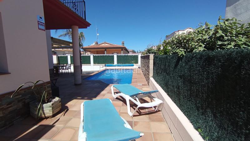 Foto 511f5df2-0723-4fb1-a1ac-4c50f85c80a7. Casa amb piscina a Deltebre