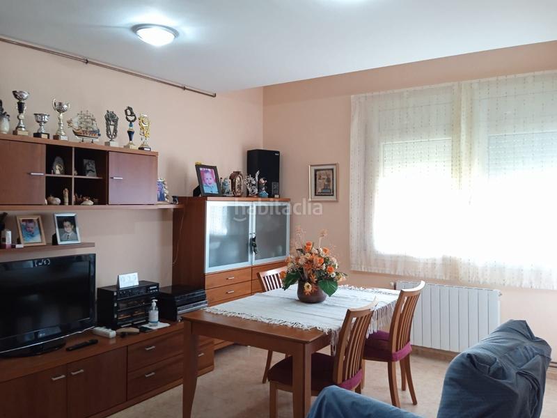 Foto 048b84d3-908e-46ff-a2cb-3abba96a5075. Dúplex amb calefacció aparcament a Ampolla (L´)