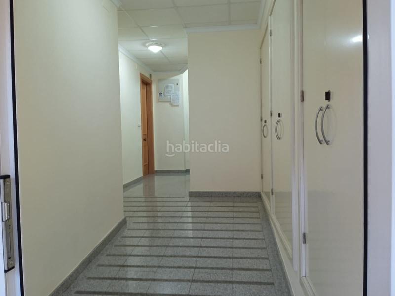 Foto 11972173-b70f-4281-9f0a-2671d11d65b3. Dúplex amb calefacció aparcament a Ampolla (L´)