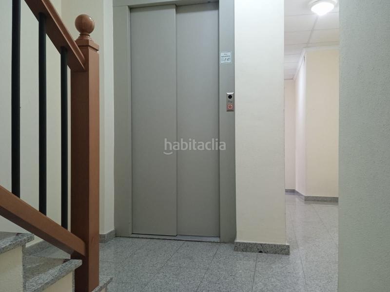 Foto 909389c9-4fc1-4d0d-92f9-a66bd12f4f90. Dúplex amb calefacció aparcament a Ampolla (L´)