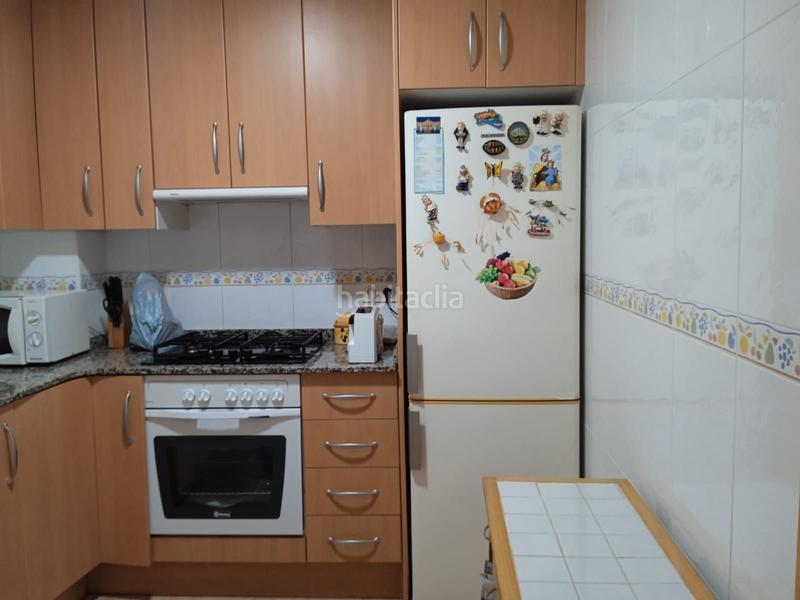 Foto a612f81d-8b0b-4774-8fdd-5b4f732edfb2. Dúplex amb calefacció aparcament a Ampolla (L´)