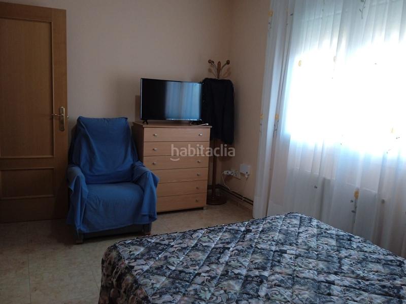 Foto ad629479-cc1d-494c-9646-6e5d9c3206ba. Dúplex amb calefacció aparcament a Ampolla (L´)