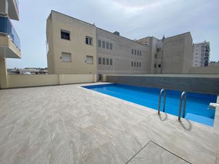 Etagenwohnung  Centre. Piso con parking en venta en lampolla