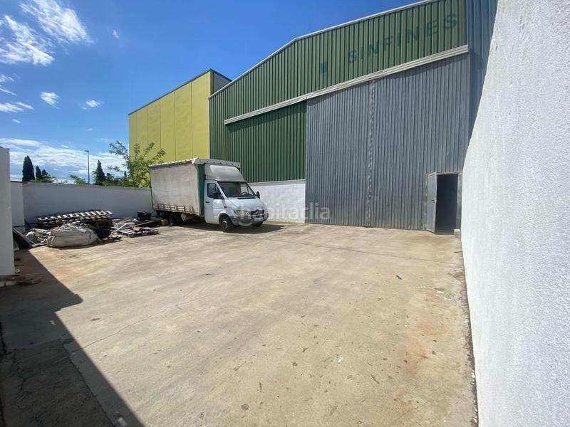 Foto 83c6f176-f7f9-46b8-b26f-f0b0ae286dd3. Alquiler nave industrial nave de alquiler en Camarles