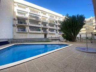 Piccolo appartamento in Avinguda Catalunya. Apartamento con piscina comunitaria en venta en la rapita