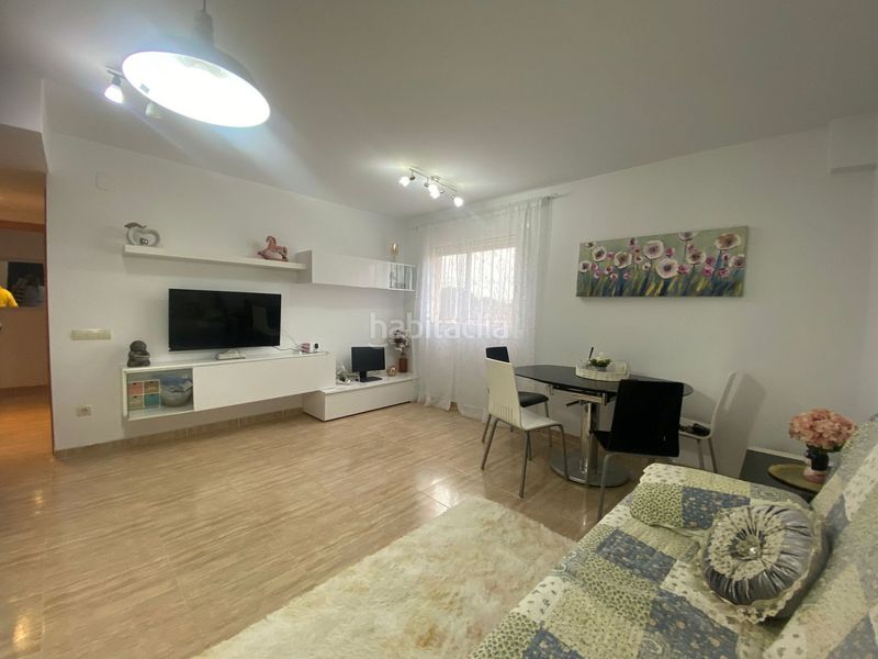 Foto b9c3ec82-c731-4b1b-bddb-2b0e72df50d2. Apartament a Camarles