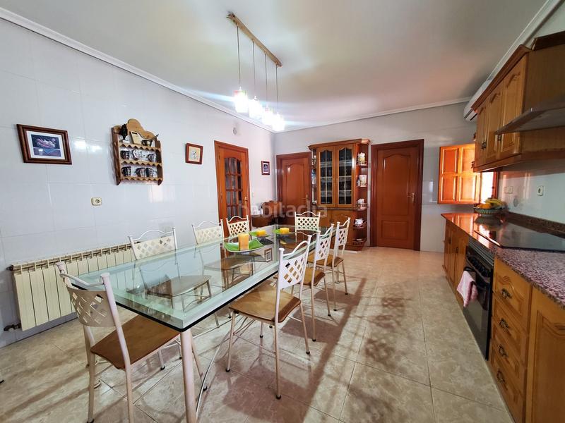 Foto e737e657-8d76-44ad-a715-fc480999fc4c. Chalet con camino piscina in Los Puertos Cartagena