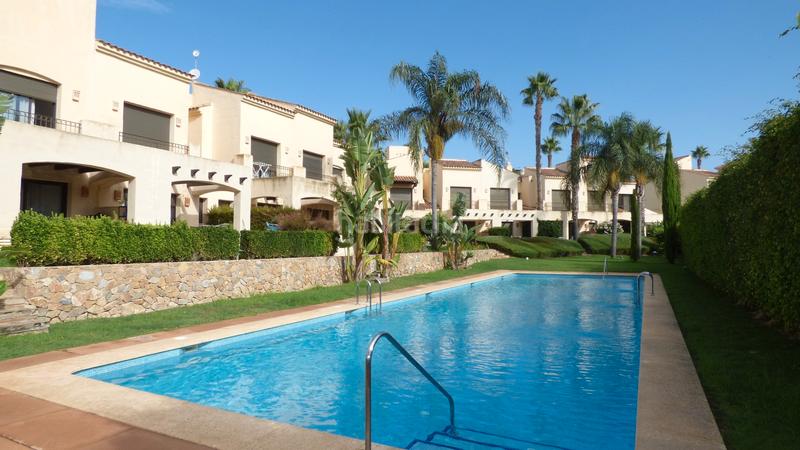 Foto fe9081c6-a1c4-45a8-afb0-d8e10ce782e2. Doppelhaus mit parking pool in Roda San Javier