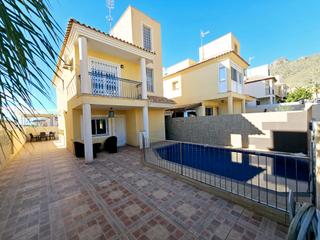 Chalet à Bolnuevo. Chalet 4 dormitorios con piscina en bolnuevo