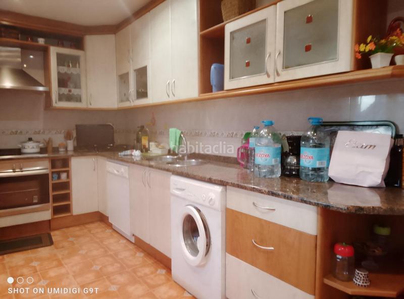 Foto 021e8544-66c6-4521-9945-233b178cfdc6. Casa a schiera con riscaldamento parcheggio in Yuncos