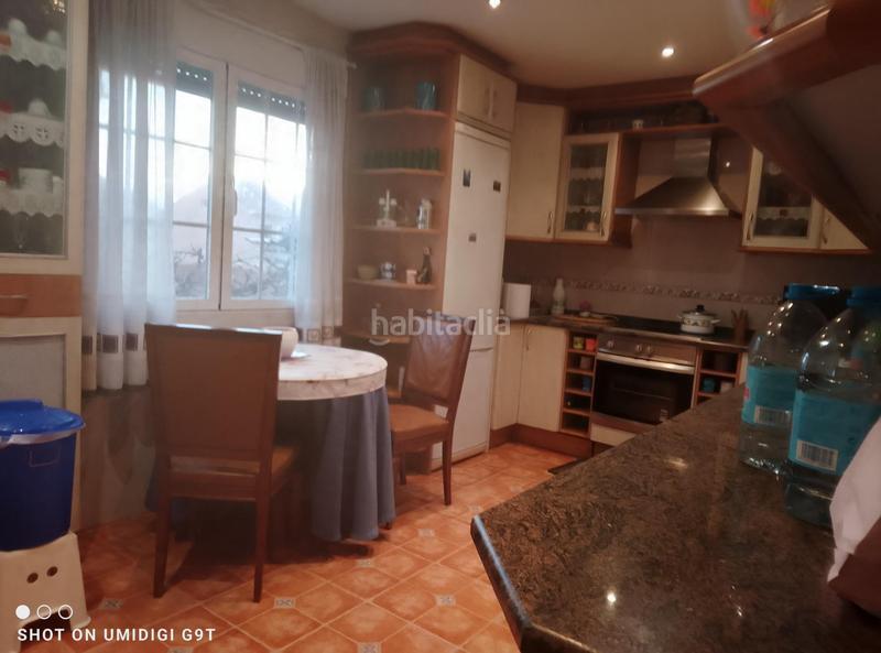 Foto 1498903e-5dc4-4441-80d0-4c689ecd5d1b. Casa a schiera con riscaldamento parcheggio in Yuncos