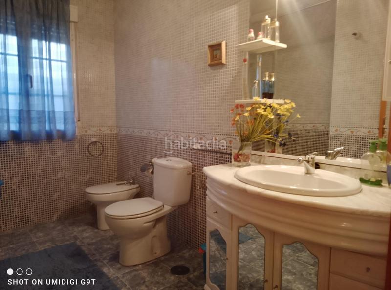 Foto 198c59af-e1ec-4749-9c94-2fca6ac70115. Casa a schiera con riscaldamento parcheggio in Yuncos