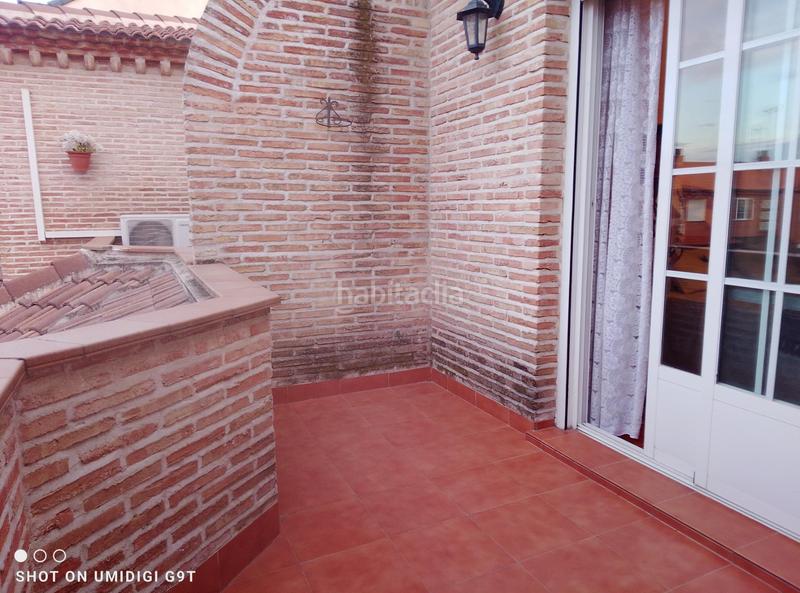 Foto 769cf311-d29c-4b49-bd9d-ed08019f4ce9. Casa a schiera con riscaldamento parcheggio in Yuncos