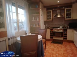 Casa adossada a Yuncos. Aoc vende adosado 4 hab, 3 baños, garaje y trastero