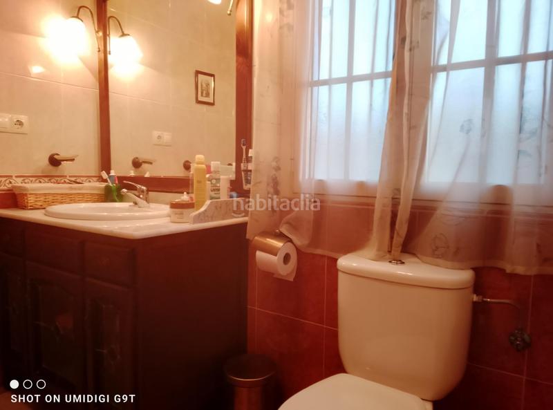 Foto b5a1ef36-91b3-4bd6-a73d-fe55da45ce53. Casa a schiera con riscaldamento parcheggio in Yuncos