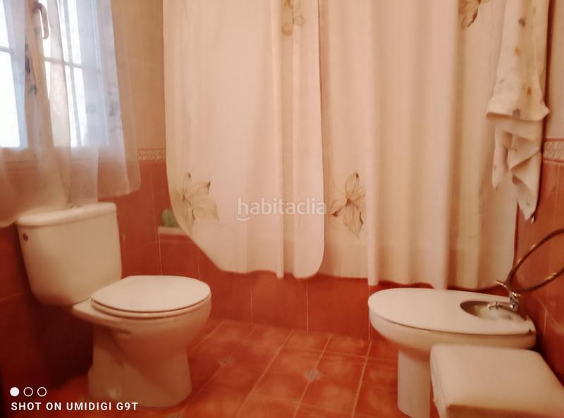 Foto caee1fea-6849-46dc-8bd8-f43fcf4dcd32. Casa a schiera con riscaldamento parcheggio in Yuncos