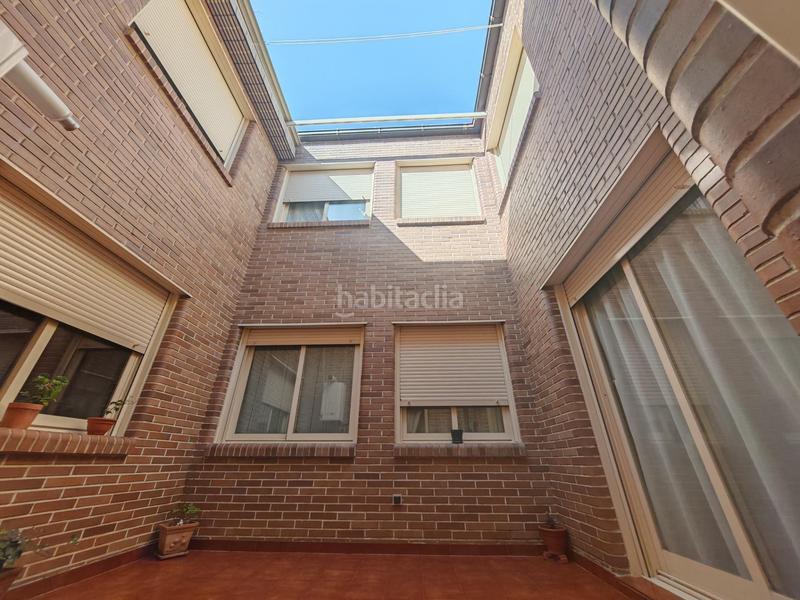 Foto 9e71dacf-2334-4fc0-8645-9031b90c9e04. Chalet aoc vende chalet , 4 habitaciones, 3 baños, garage y patio exterior e interior en Illescas