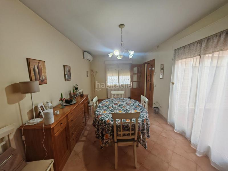 Foto fa68635c-3f36-475a-9435-ae1746bae14c. Chalet aoc vende chalet , 4 habitaciones, 3 baños, garage y patio exterior e interior en Illescas