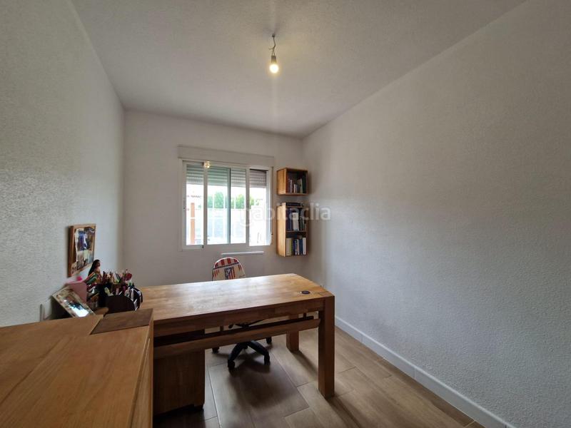 Foto 2f7b2686-fd93-44ea-a3d6-caabe9e662e6. Casa aparellada amb calefacció aparcament piscina a Carmena