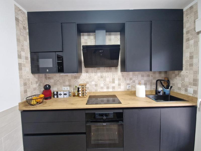 Foto f7024df2-1eeb-4488-b103-c21c323b9da6. Casa aparellada amb calefacció aparcament piscina a Carmena