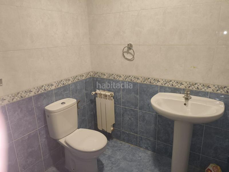 Foto d6ce02e0-68e3-4610-8f0a-d708537af030. Casa adossada amb calefacció aparcament a Las Lomas Seseña