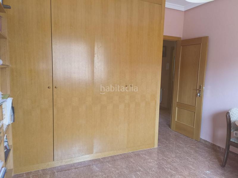 Foto de5bc2ae-ed53-4923-8346-5f1ae056ad53. Casa adossada amb calefacció aparcament a Las Lomas Seseña