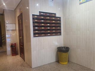 Appartamento en Villafontana - Estoril I. Aoc vende en exclusiva piso 3 habitaciones, 1 bao, terraza y as