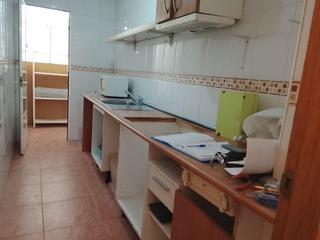 Planta baixa a Yuncler. Aoc, vende bajo, 2hab, 2baños, plaza garaje