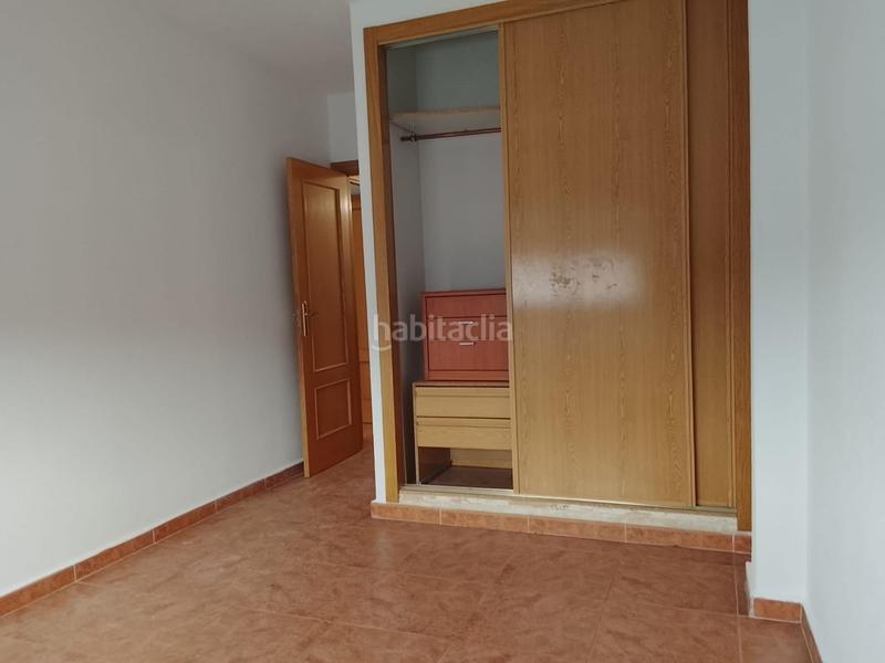 Foto a948dbe2-1f86-46ad-b4b1-3233bf097aa6. Planta baixa amb calefacció aparcament a Yuncler