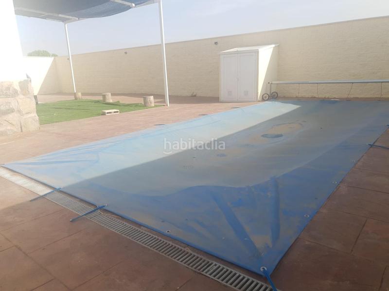 Foto 0a003bee-ffb3-421f-84d4-ed49c0166bcd. Chalet con riscaldamento parcheggio piscina in Carmena