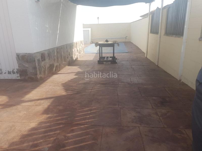 Foto bb46e84a-f904-4a66-b391-005b62d5d1fc. Chalet con riscaldamento parcheggio piscina in Carmena