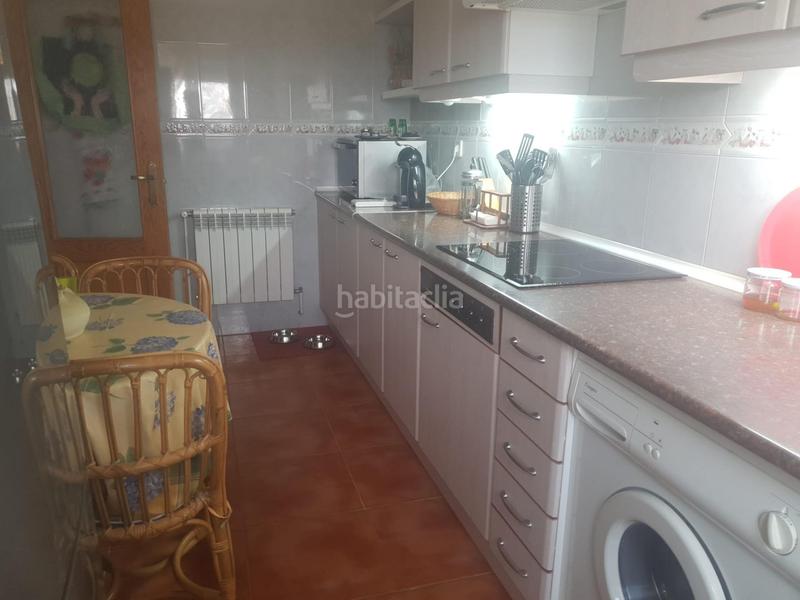 Foto f72fd281-c9ff-4890-82bd-c2dadccc3534. Chalet con riscaldamento parcheggio piscina in Carmena