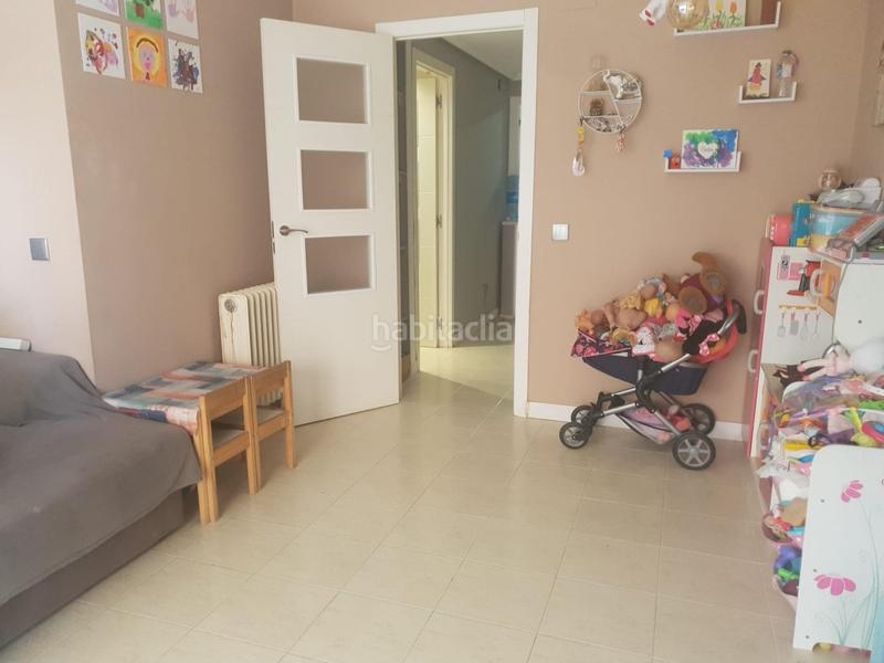 Foto 9976ba14-3dee-48ff-8b1c-6b50e5422a0e. Rez-de-chaussée avec chauffage parking piscine dans Fuenlabrada