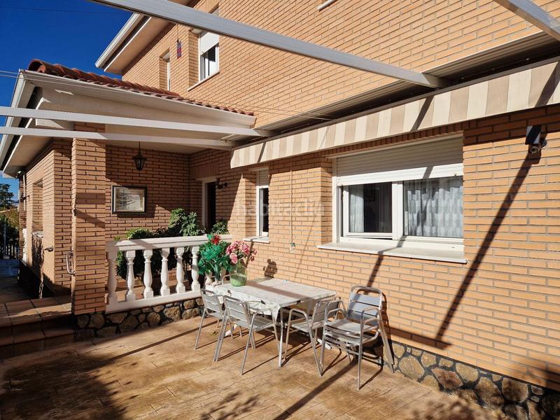 Foto 41ac9ee7-0965-42b9-ada2-191dd4b38417. Chalet con riscaldamento parcheggio piscina in Álamo (El)