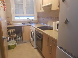 Appartement à Cedillo del Condado. Aoc vende piso, 2 hab, 2 baños en cedillo del condado