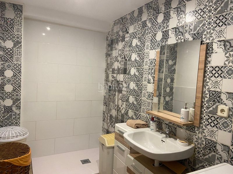 Foto 50974f9e-35ab-4feb-915a-b0ca64dd72b0. Casa aparellada amb aparcament piscina a Méntrida