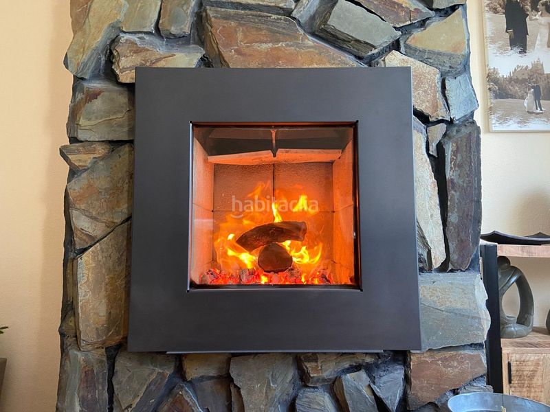 Foto 67191a76-3aa7-44b0-9b9e-278506772644. Casa aparellada amb aparcament piscina a Méntrida