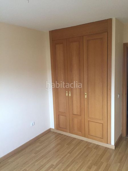 Foto 7ae60df7-ea27-4815-9be0-ab2bbf3c44cc. Casa aparellada amb aparcament piscina a Méntrida