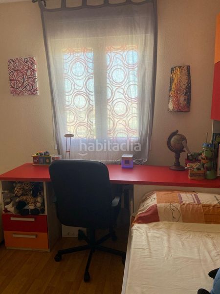 Foto 831c6ac3-7869-40e1-b0f7-edda9559dd1d. Casa aparellada amb aparcament piscina a Méntrida