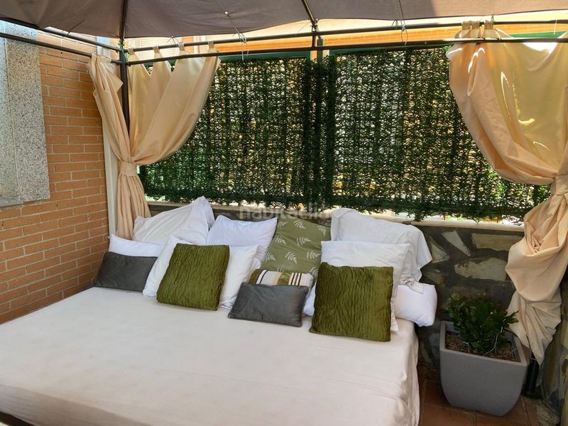 Foto a78ad9ed-68e1-45fa-a7be-ec059acc5a46. Casa aparellada amb aparcament piscina a Méntrida