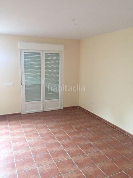 Foto aa4748a9-6e84-4cfc-9f5c-91789ef6df5b. Casa aparellada amb aparcament piscina a Méntrida