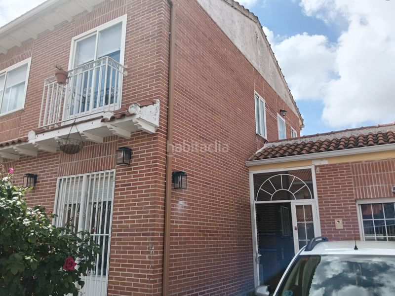 Foto 187dfd18-4d6f-46fb-8aaa-936f28b25dbb. Casa adossada amb calefacció a Cedillo del Condado