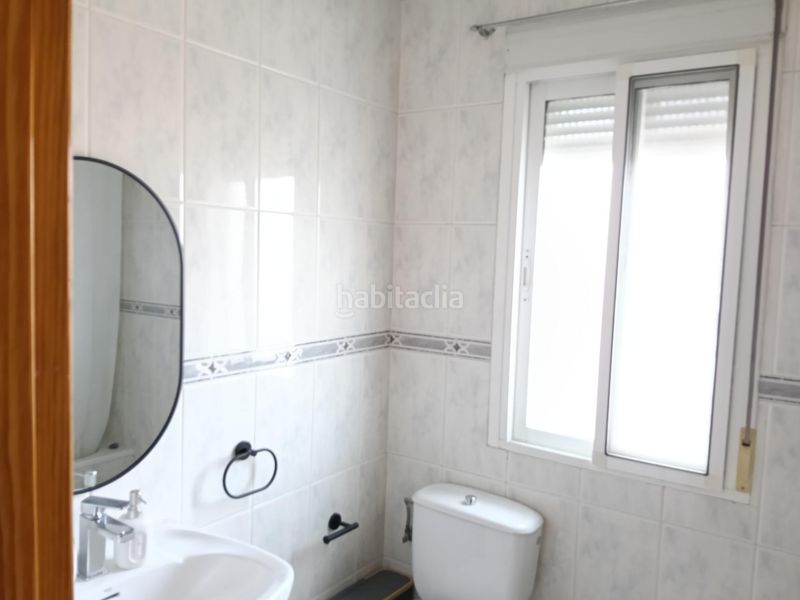 Foto 505361b4-6438-4ffa-8526-675b80f50ba9. Casa adossada amb calefacció a Cedillo del Condado