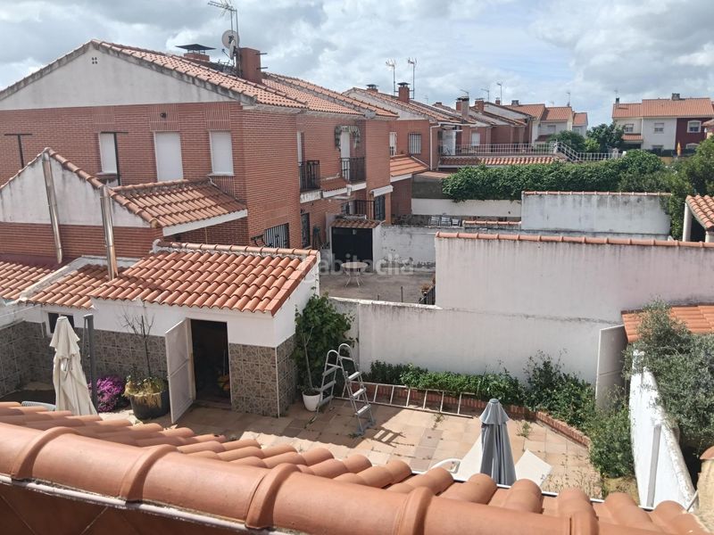 Foto c0bc8503-0d2b-40ad-ae68-e9b49ee48c0d. Casa adossada amb calefacció a Cedillo del Condado