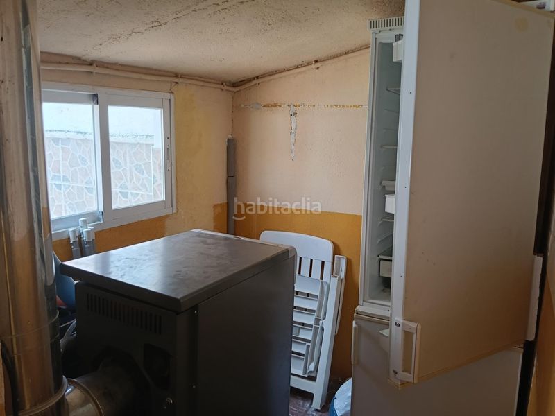 Foto c14d62f1-1226-4a61-89fa-758d66651eaa. Casa adossada amb calefacció a Cedillo del Condado