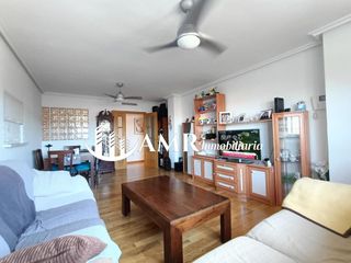 Etagenwohnung in El Quiñón