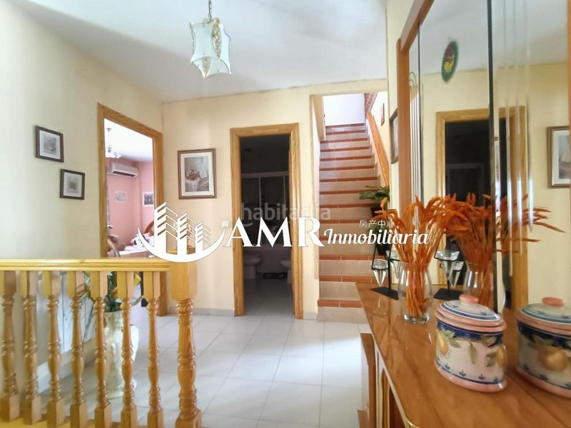 Foto 536ac385-56a3-4951-9f16-93e7f99a69d8. Casa adossada amb calefacció aparcament a Las Américas Parla